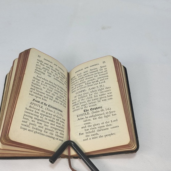 The Gems of Prayer A Manual of Prayers & Devotional Exercises Prayerbook 1941 - Picture 12 of 15